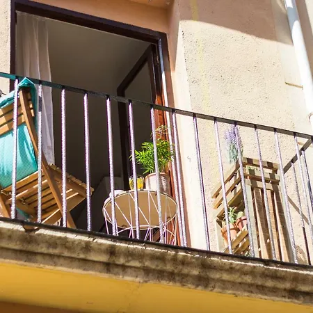 Apartment Mediterrani - The Old Town